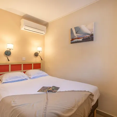 Aparthotel Pierre & L'anse De Pramousquier