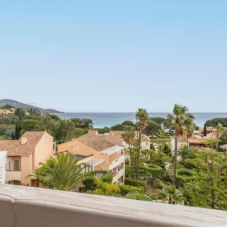 Apart Otel Pierre & L'anse De Pramousquier 4*