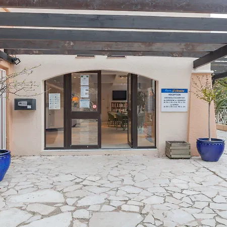 Pierre & L'anse De Pramousquier Aparthotel Le Lavandou