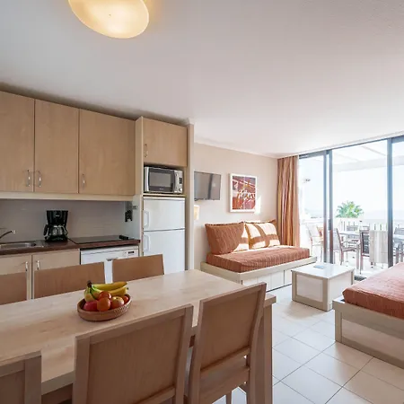 Aparthotel Pierre & L'anse De Pramousquier