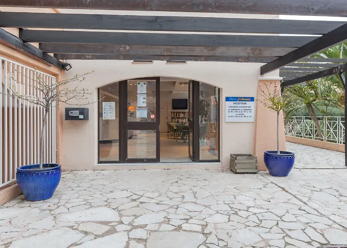 Pierre & L'anse De Pramousquier Lejlighedshotel Le Lavandou