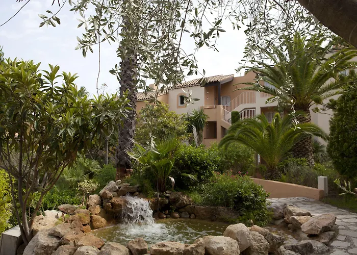 Lejlighedshotel Pierre & L'anse De Pramousquier 4*