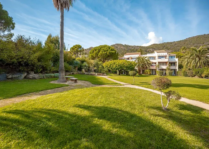 Pierre & L'anse De Pramousquier Lejlighedshotel Le Lavandou