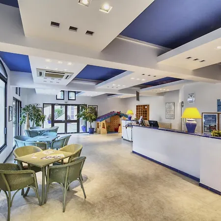 Résidence Pierre&vacances L’anse De Pramousquier 4*