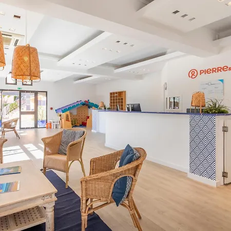 Pierre & L'anse De Pramousquier Aparthotel