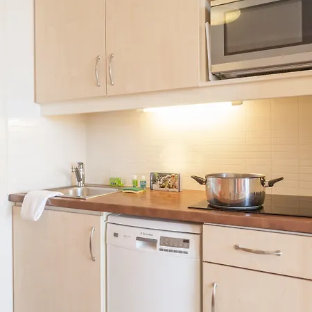 Pierre & L'anse De Pramousquier 4* لو لا فاندو