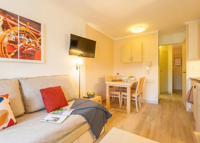 Apartmanhotel Pierre & L'anse De Pramousquier Le Lavandou