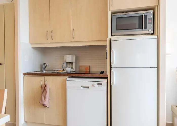 Apartmanhotel Pierre & L'anse De Pramousquier 4*