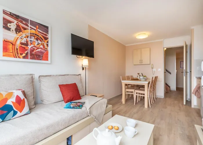 Apartmanhotel Pierre & L'anse De Pramousquier 4*