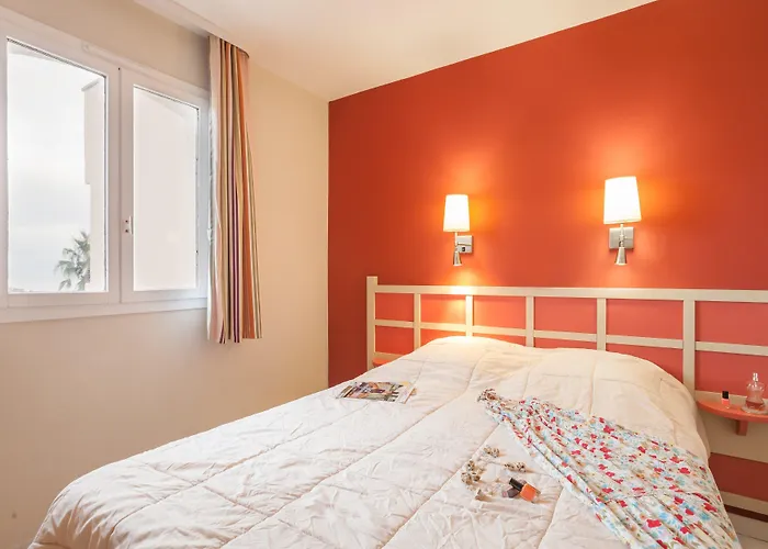 Pierre & L'anse De Pramousquier Apartmanhotel Le Lavandou