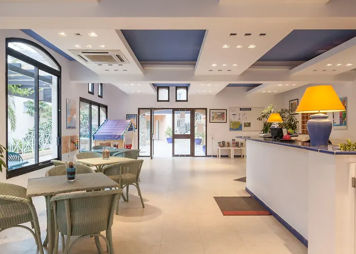 Pierre & L'anse De Pramousquier Apartmanhotel