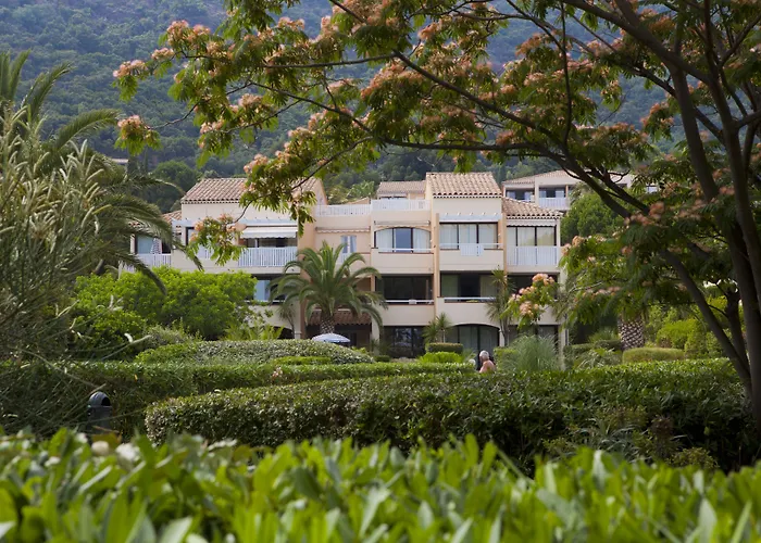 Apartmanhotel Pierre & L'anse De Pramousquier