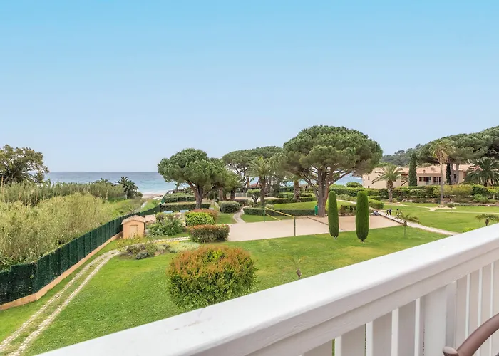 Apartmanhotel Pierre & L'anse De Pramousquier 4*